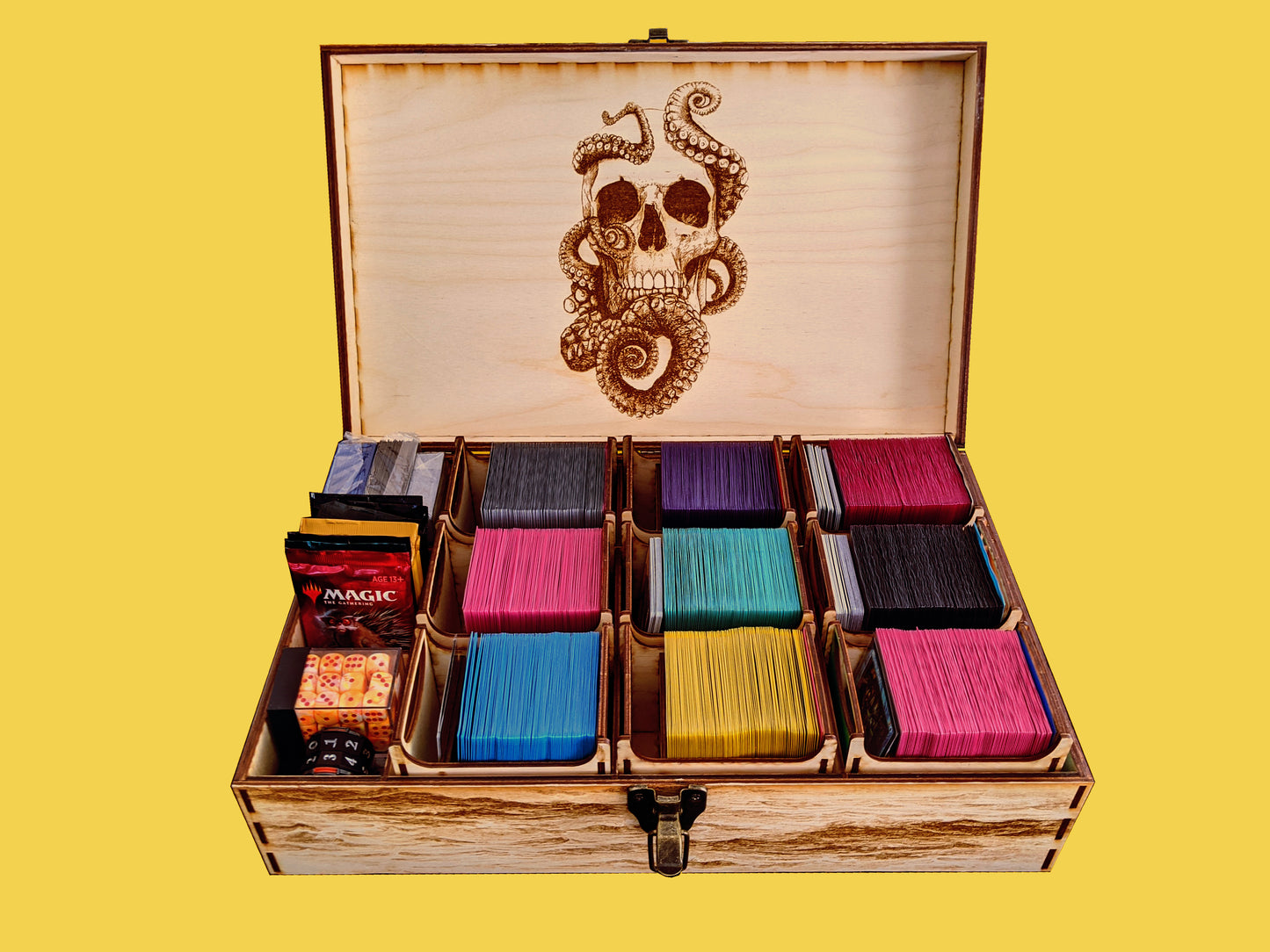 Ultimate Commander Nine Deck Box - Kraken Theme!